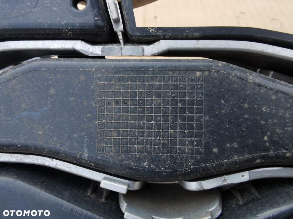 GRILL ATRAPA CHŁODNICY FORD KUGA MK3 19+ VIGNALE NA CHROM LV4B-8200-V LV4B-8150-V ORYGINAŁ - 11