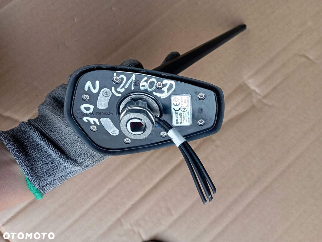 RENAULT ZOE ANTENA DACHOWA 282169737R - 2