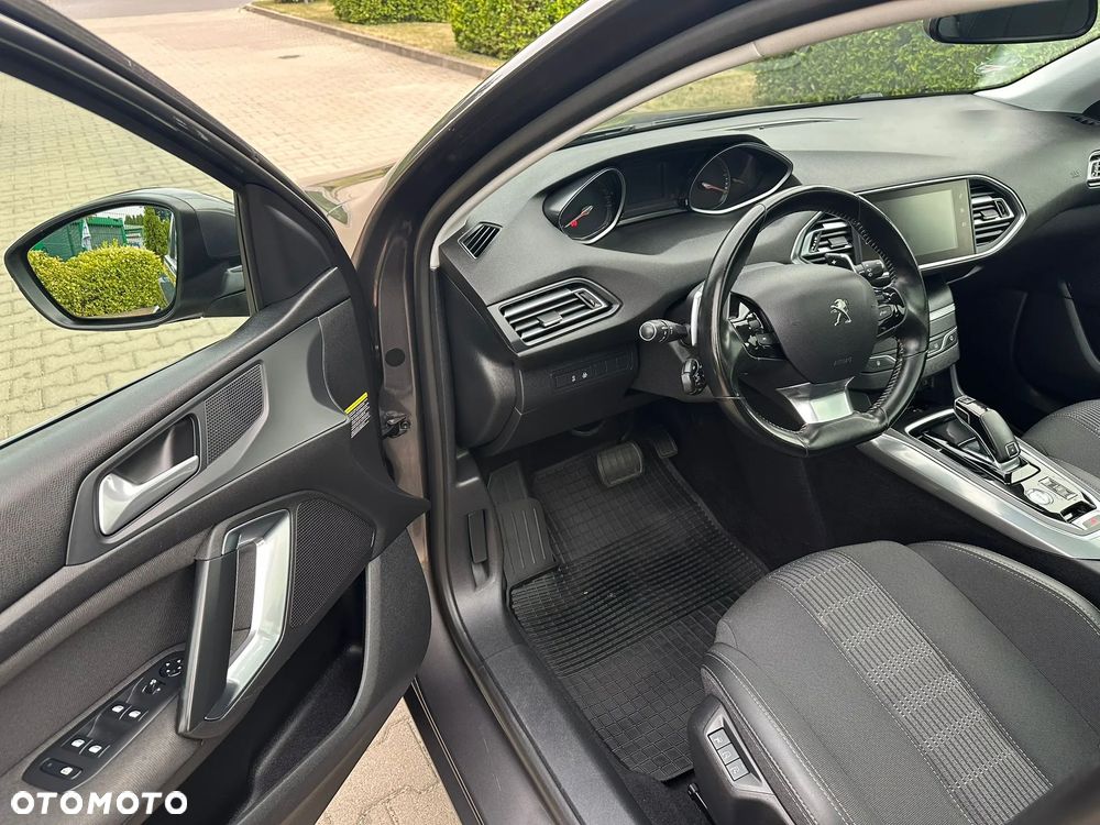 Peugeot 308 - 17