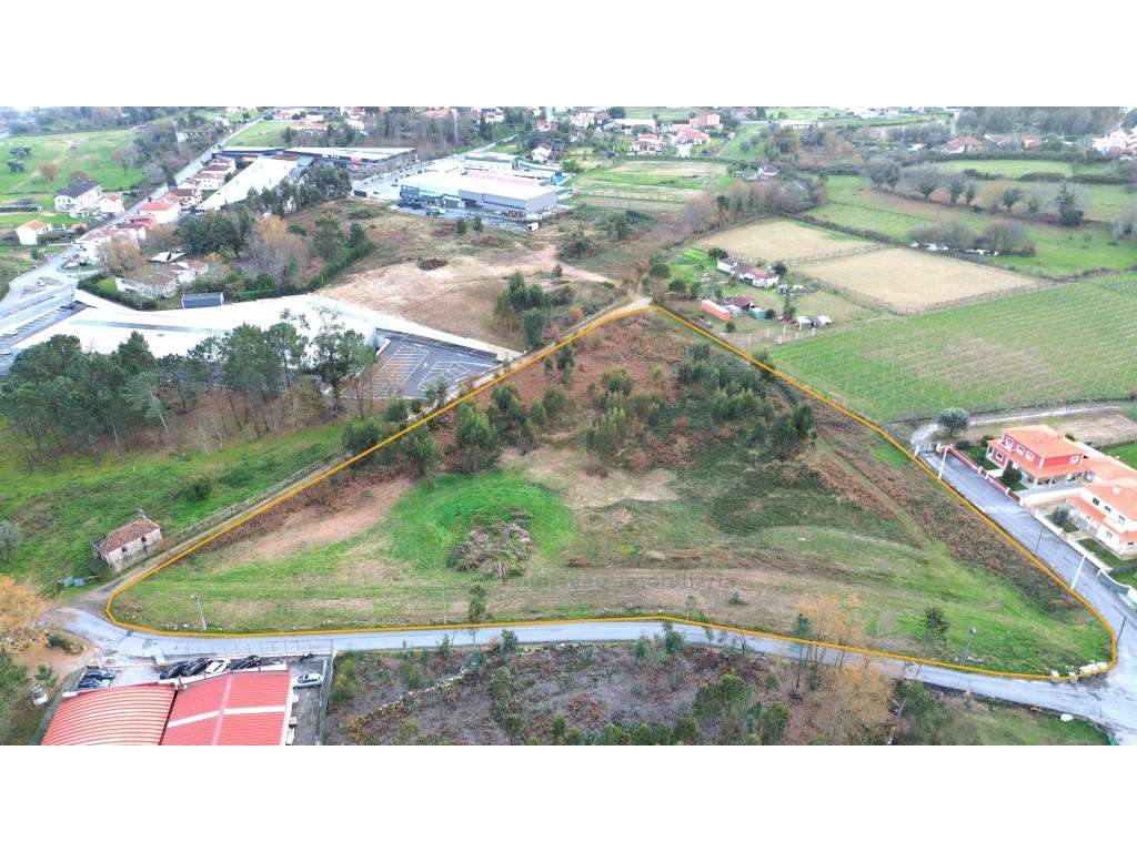 Terreno 16.300 m² para Construção em Arcozelo, Ponte de Lima - Grande imagem: 3/7