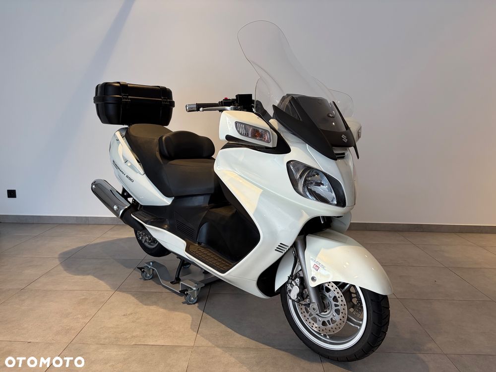 Suzuki Burgman - 6