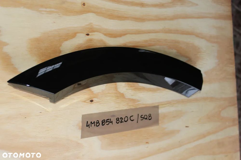 LISTWA OSŁONA PRAWA BŁOTNIKA AUDI SQ8 Q8 S-LINE 4M8854820C 2020 - 2
