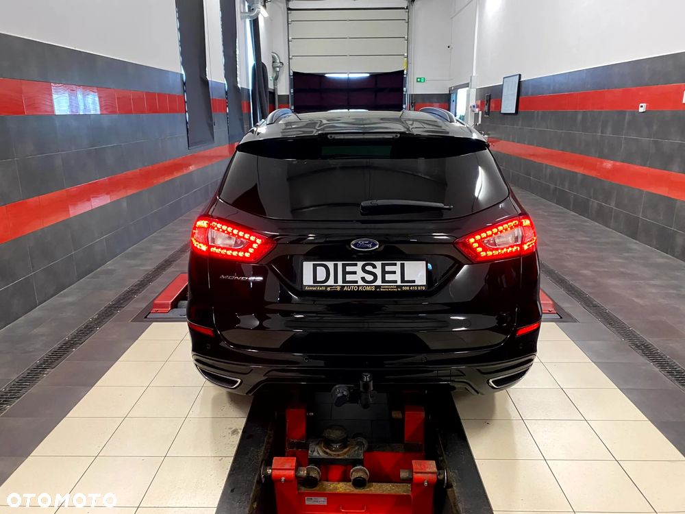 Ford Mondeo 2.0 TDCi STart-Stopp ST-Line - 10