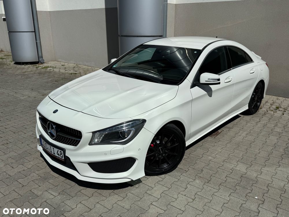 Mercedes-Benz CLA 180 7G-DCT AMG Line - 6