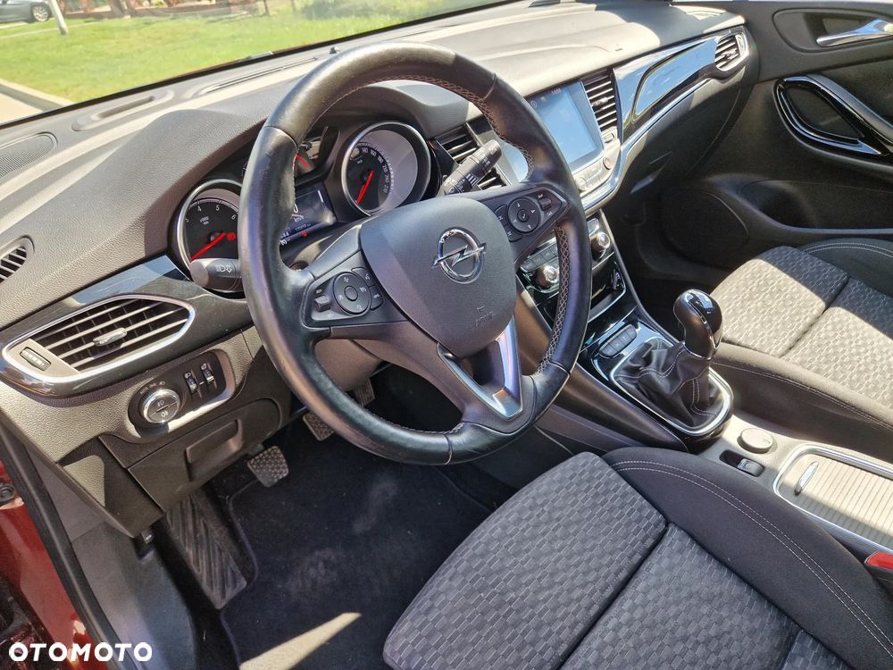 Opel Astra 1.4 T Elite - 13
