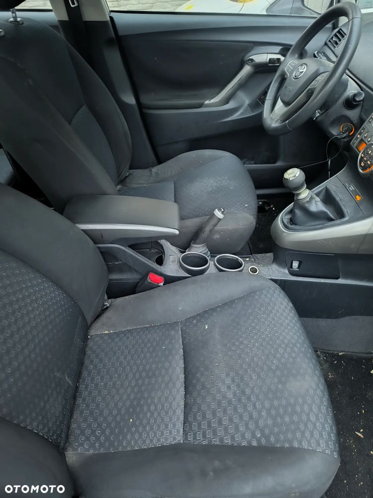 Toyota Verso - 12