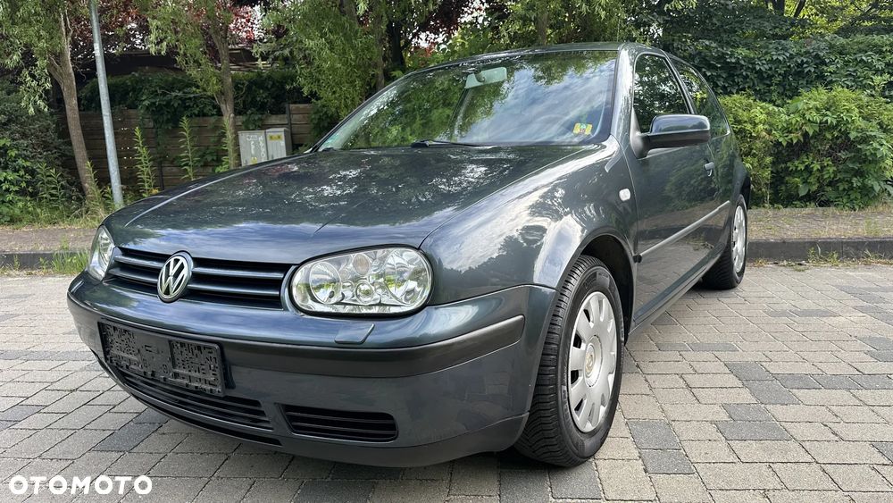 Volkswagen Golf - 29