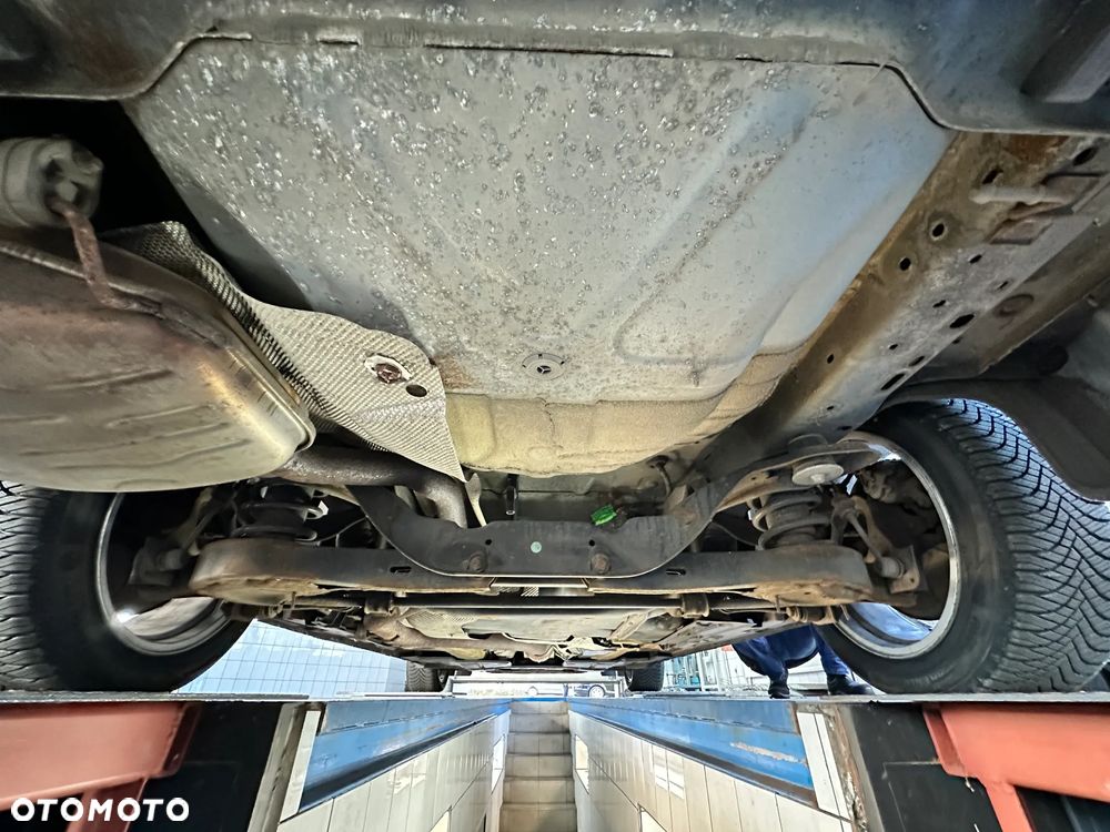 Ford Mondeo 2.0 TDCI Titanium - 36