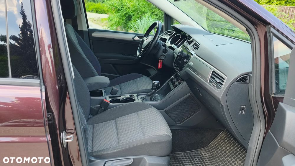 Volkswagen Touran ver-1-4-tsi-bluemotion-technology-dsg-comfortline - 20