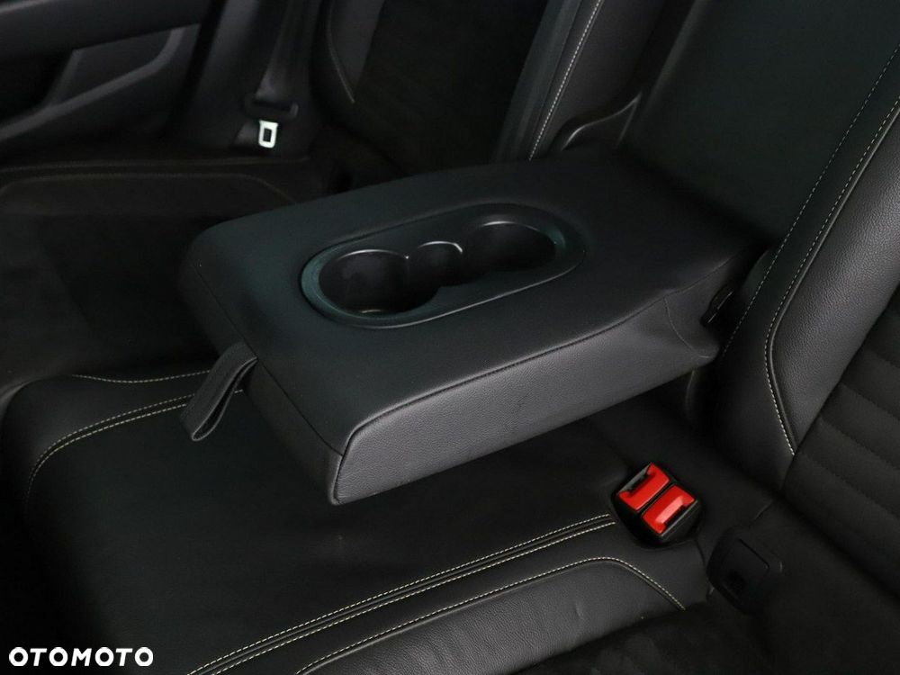 Volkswagen Passat - 40