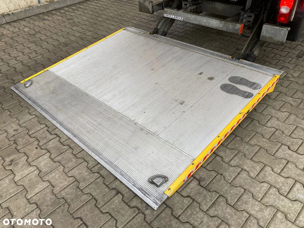 FUSO CANTER 7C15 - 6