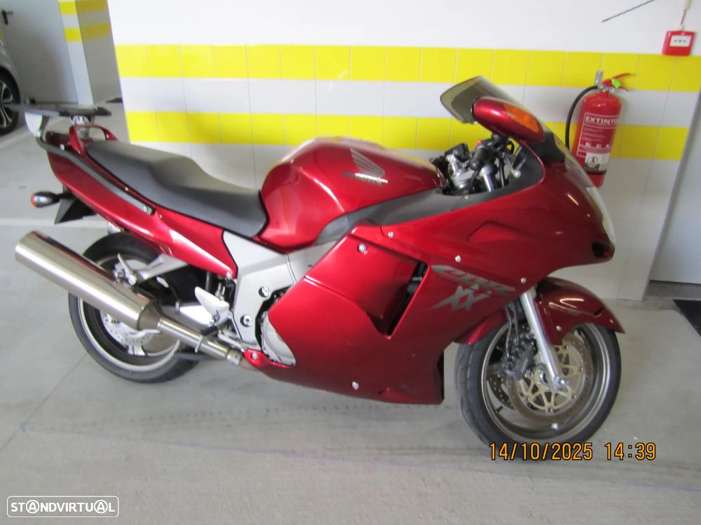 Honda CBR 1100XX - 9