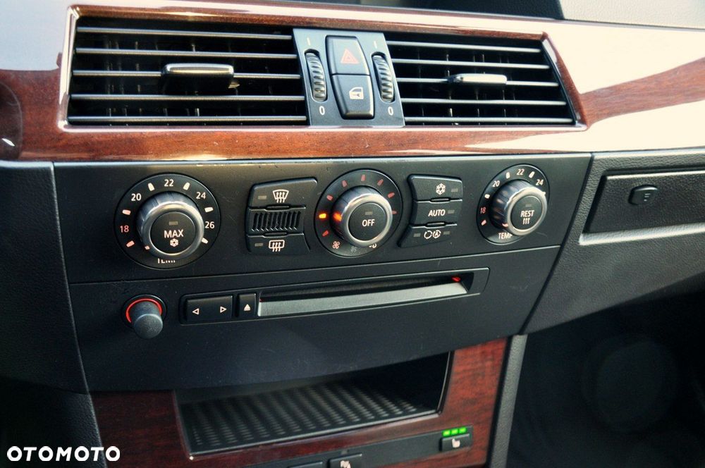 BMW Seria 5 - 34