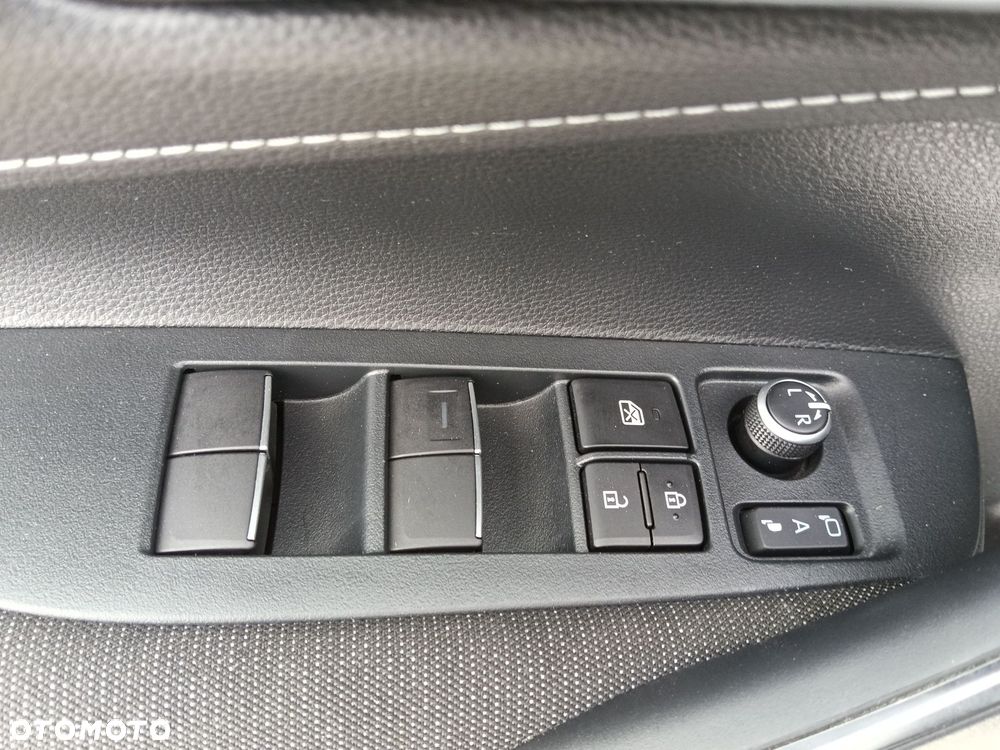 Toyota Corolla 1.8 Hybrid Comfort - 15