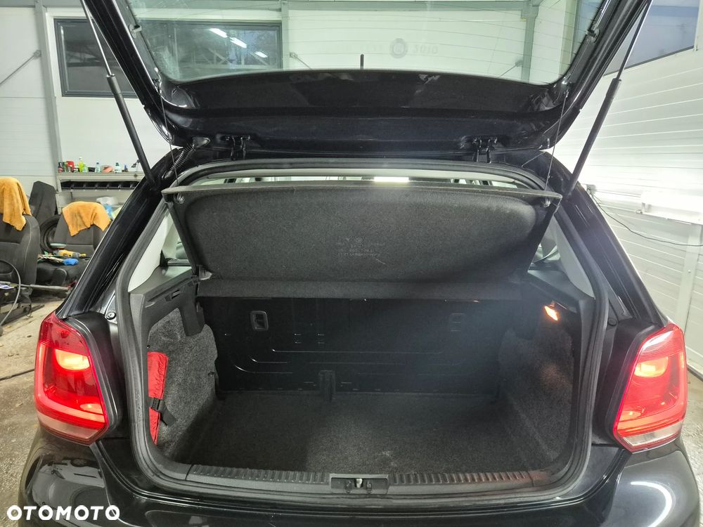 Volkswagen Polo 1.2 Style - 12