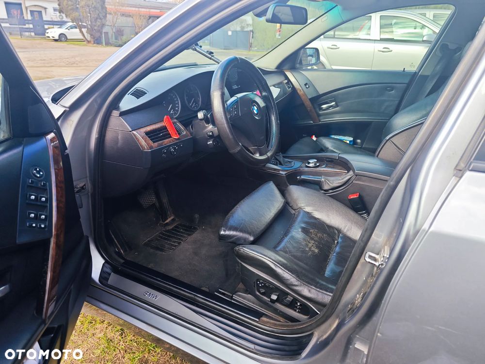 BMW Seria 5 - 22
