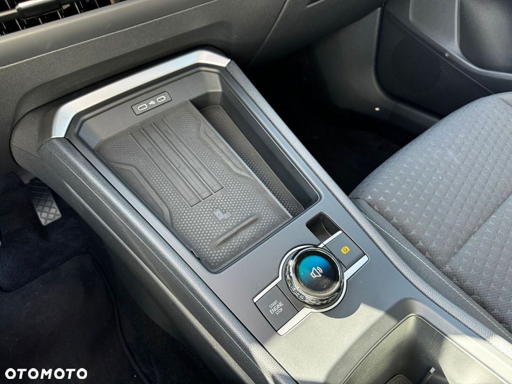 Volkswagen T-Roc 1.5 eTSI Life DSG - 20