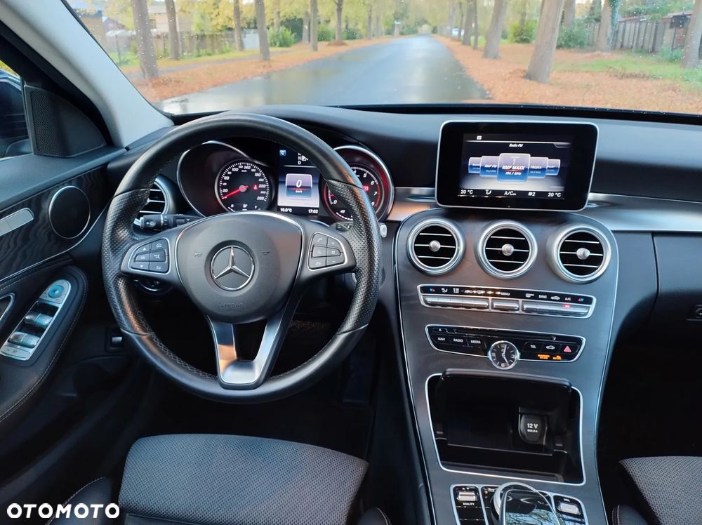 Mercedes-Benz Klasa C - 24