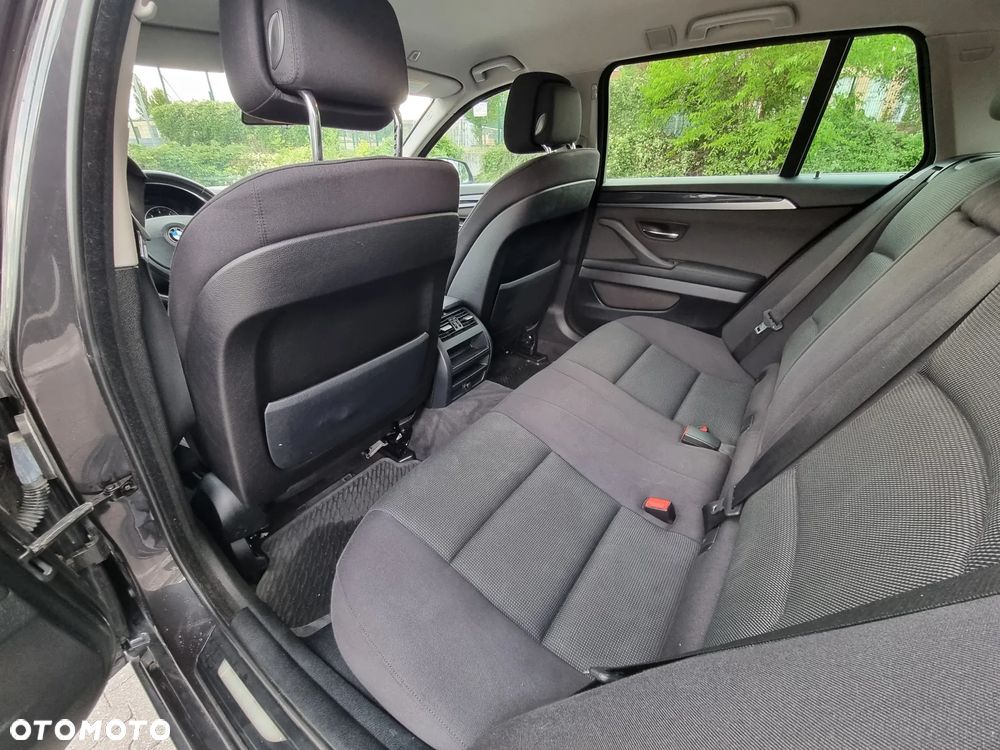 BMW Seria 5 520d - 11