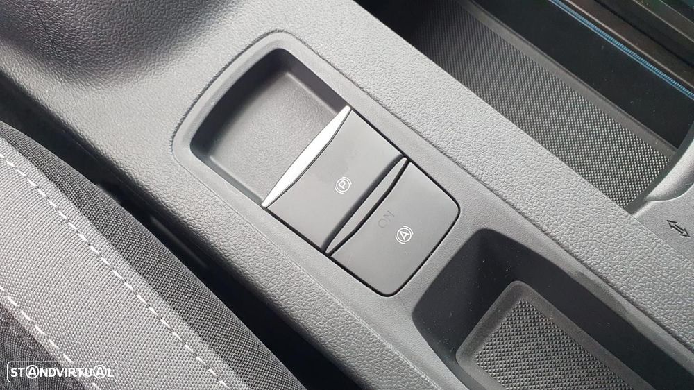 Ford Focus 1.0 EcoBoost MHEV Connected - 19