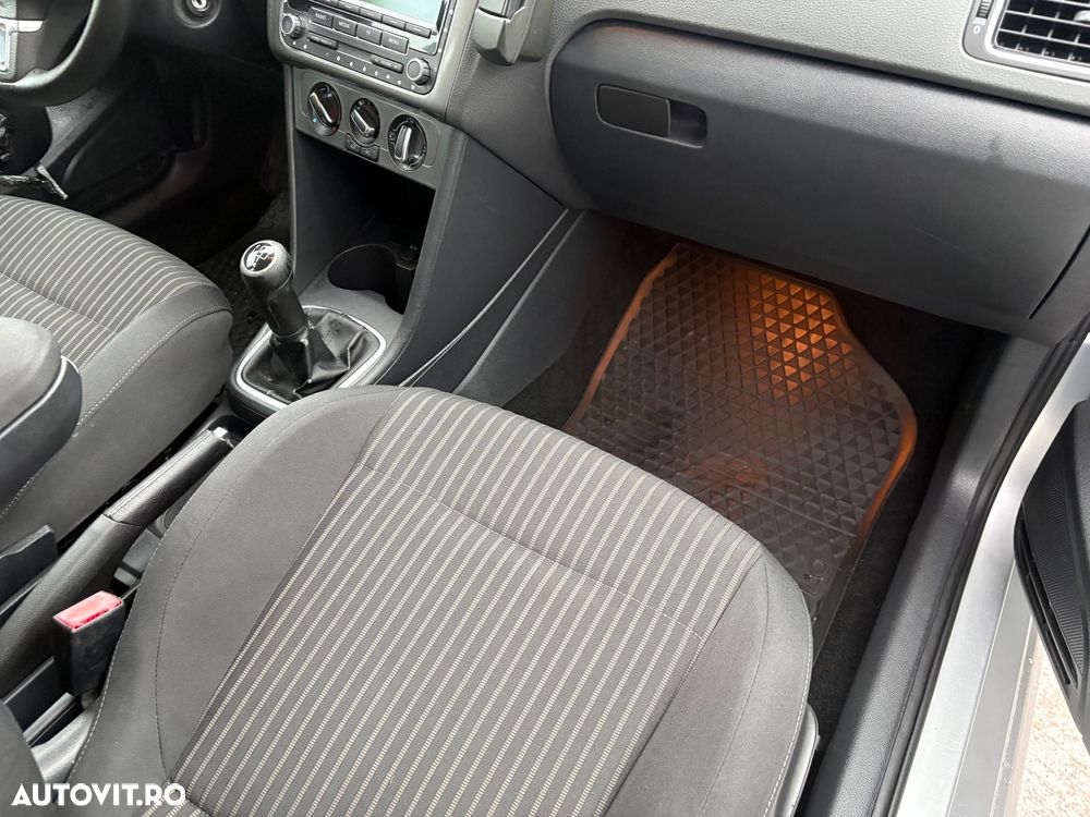 Volkswagen Polo 1.6 TDI CR DPF Highline - 7