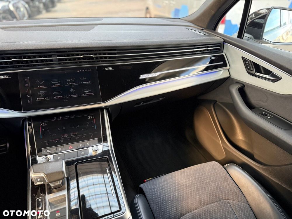 Audi Q7 - 18