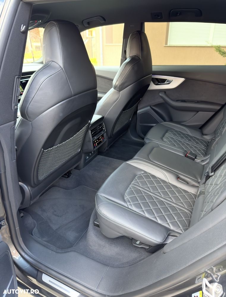 AUDI Q8 2023 — imagine 10