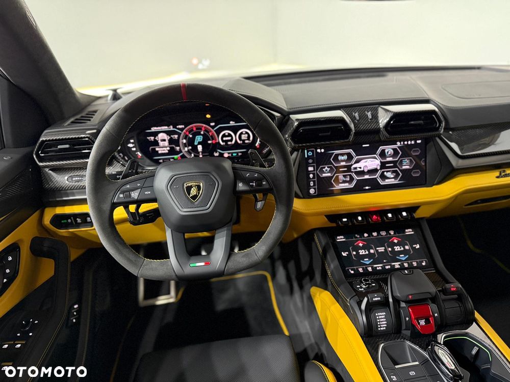 Lamborghini Urus - 34