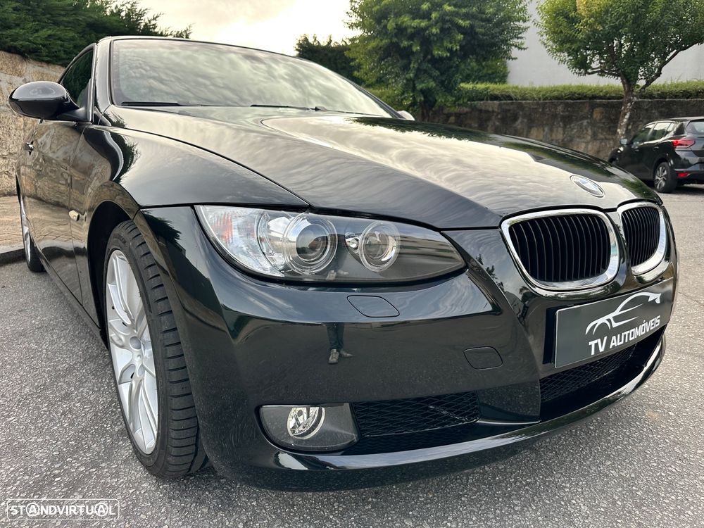 BMW 320 i Cabrio Auto - 35