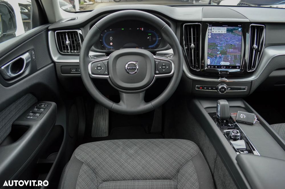 Volvo XC 60 T6 AWD Ultra Black Edition - 22
