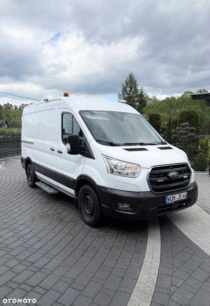 Ford Transit Kombi L2H2 Limited - 2
