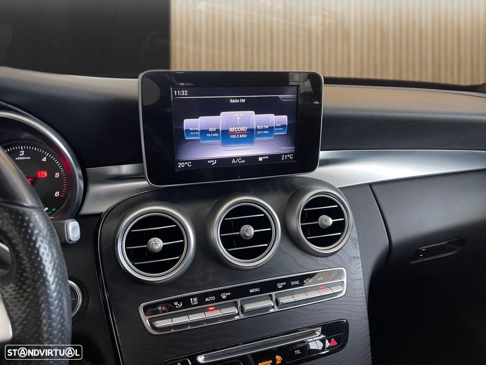 Mercedes-Benz C 300 h AMG Line - 4