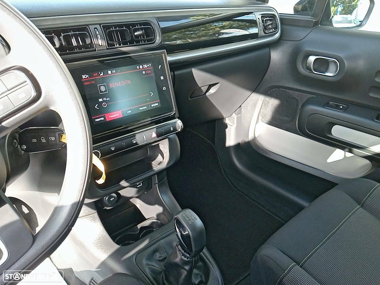 Citroën C3 1.2 PureTech Plus - 12