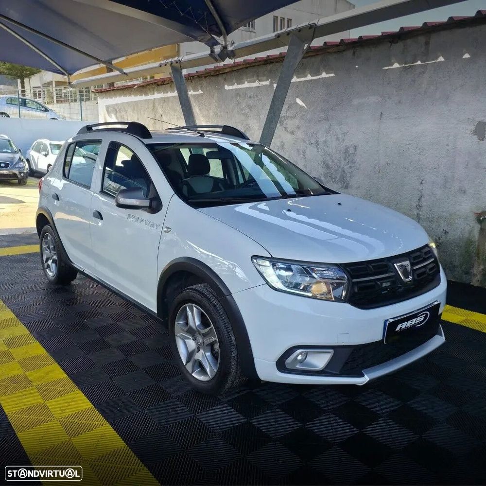 Dacia Sandero 0.9 TCe Stepway - 2