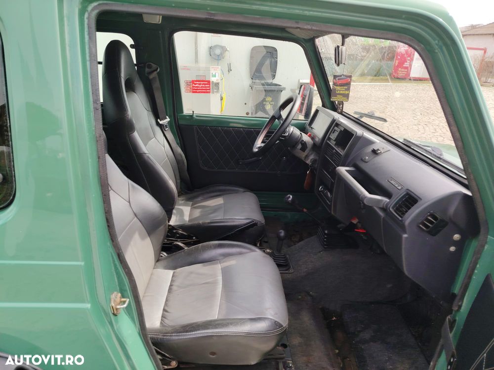 Suzuki Samurai - 16