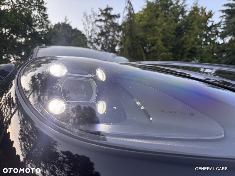 Porsche Macan - 5