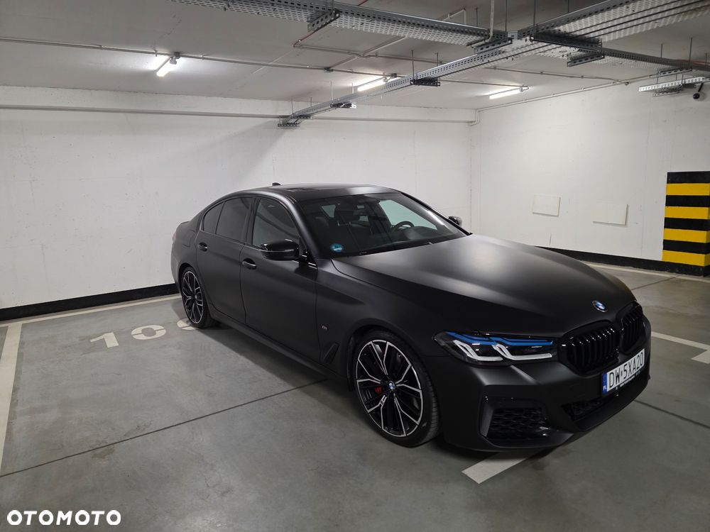 BMW Seria 5 M550i xDrive - 10