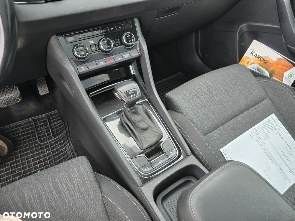 Skoda Karoq 2.0 TDI SCR 4x4 DSG Sportline - 31