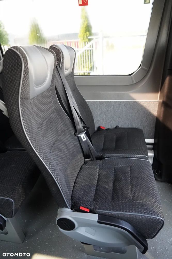 Mercedes-Benz SPRINTER 516 CDI / 2x KLIMA / SPROWADZONY / BOGATE WYPOSAŻENIE /  KLIMA  / - 29