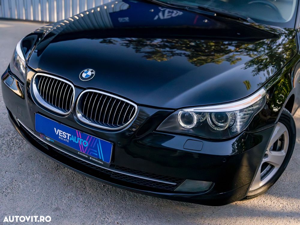BMW Seria 5 525d xDrive Aut. - 32