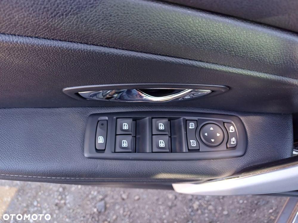 Renault Megane ENERGY TCe 115 Start & Stop Bose Edition - 18