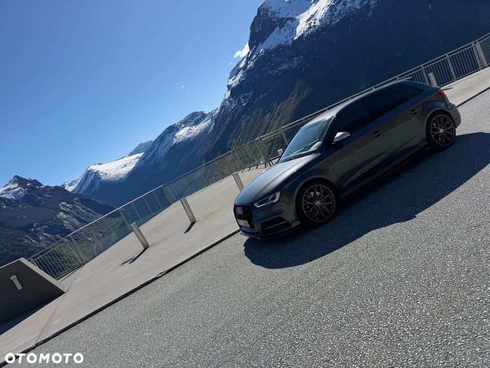 Audi S3 - 1