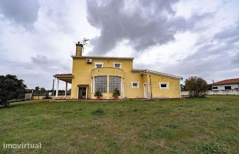 Moradia T4 Isolada com 2.235 m² de Terreno em Mira - Grande imagem: 5/9
