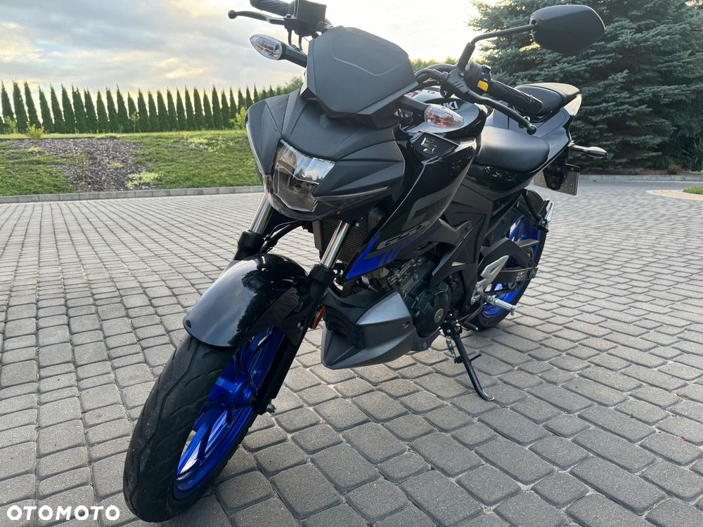 Suzuki GSX - 7