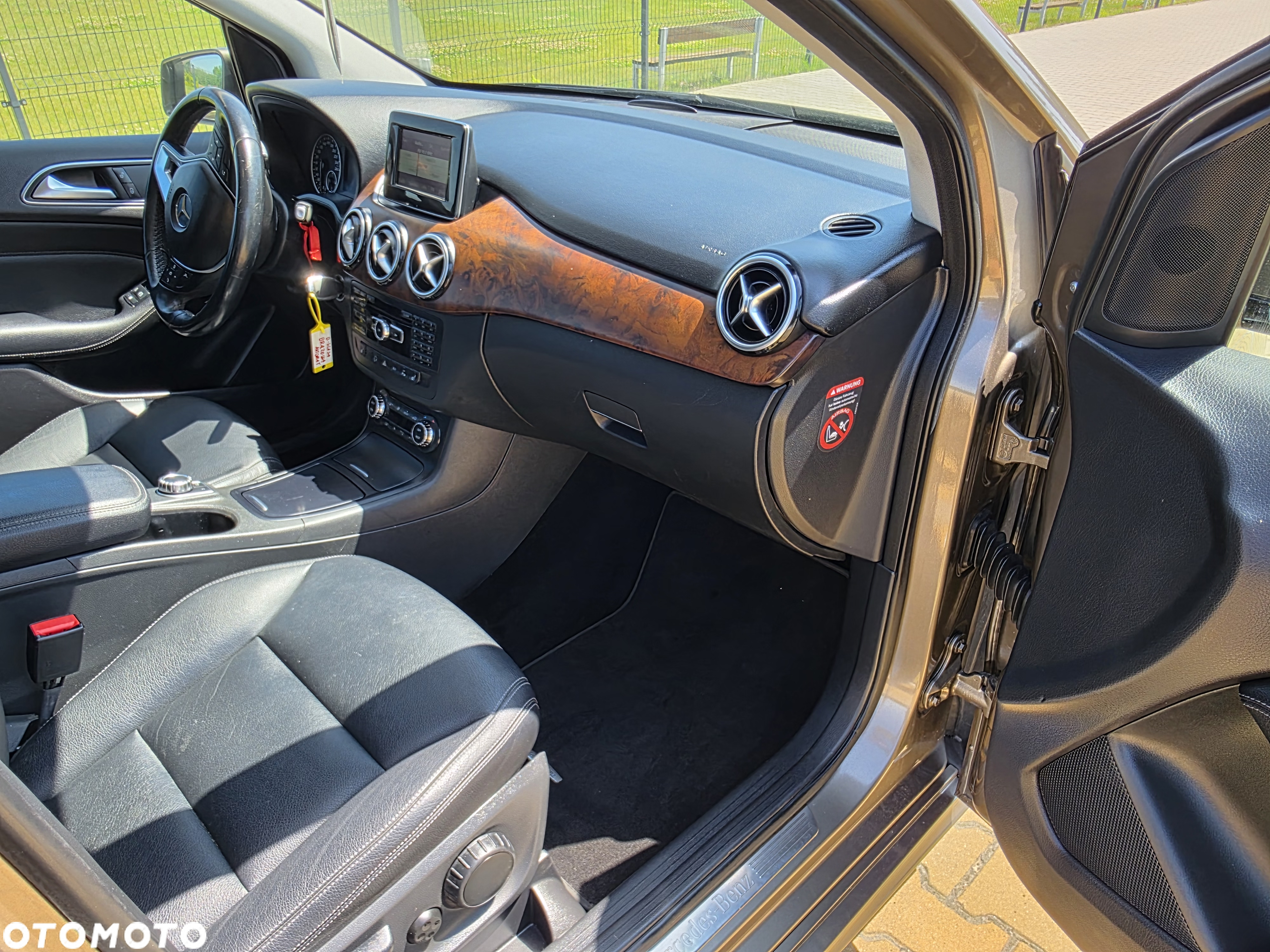 Mercedes-Benz Klasa B 200 CDI (BlueEFFICIENCY) 7G-DCT - 19