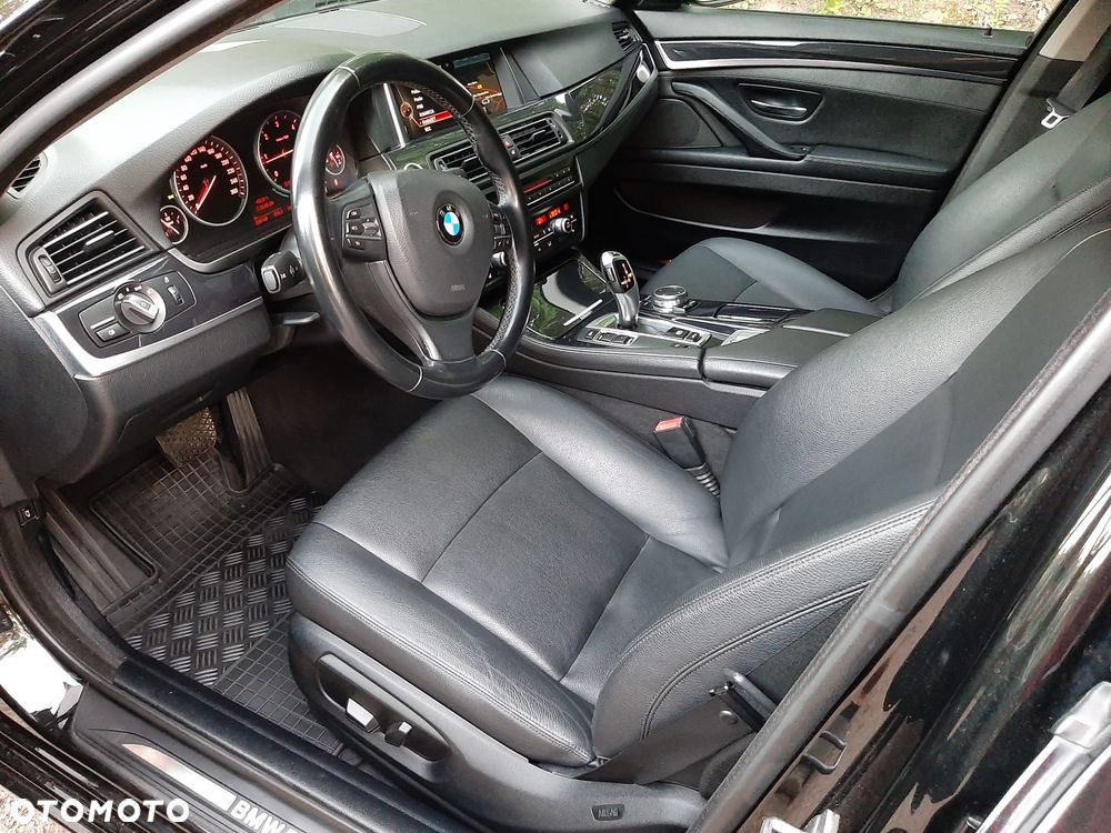 BMW Seria 5 520d - 5