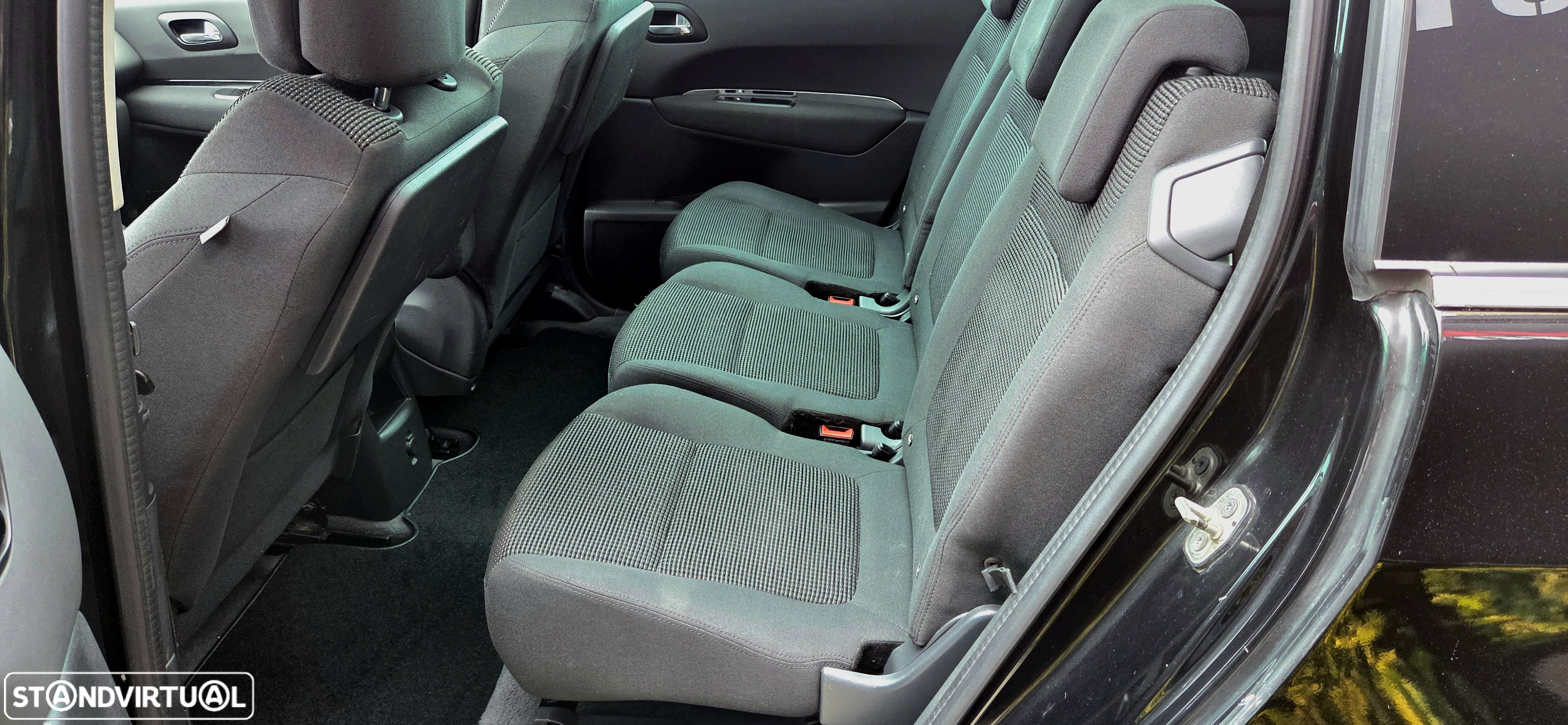 Peugeot 5008 1.6 HDi 7L Allure - 2