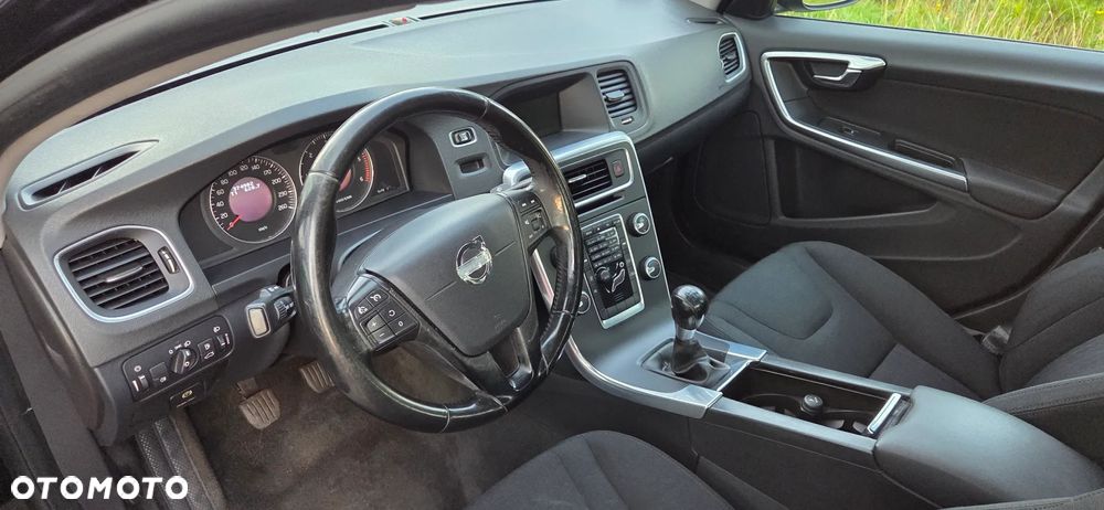 Volvo S60 D3 Momentum - 15