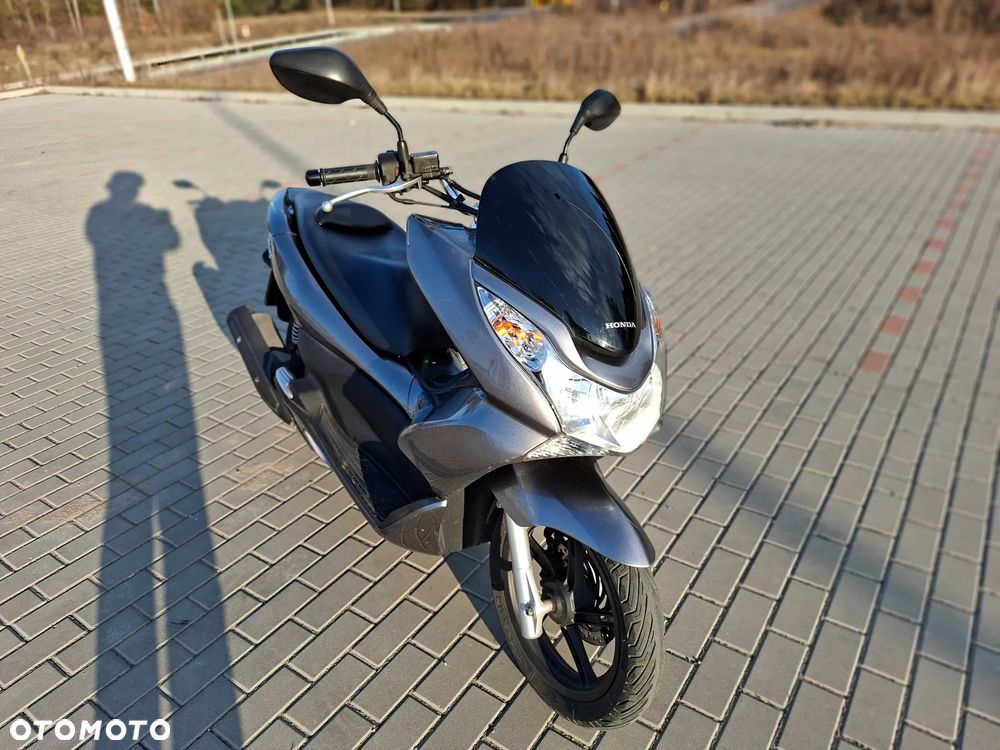 Honda PCX - 1