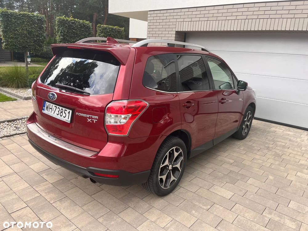 Subaru Forester 2.0 XT Platinum Lineartronic - 12
